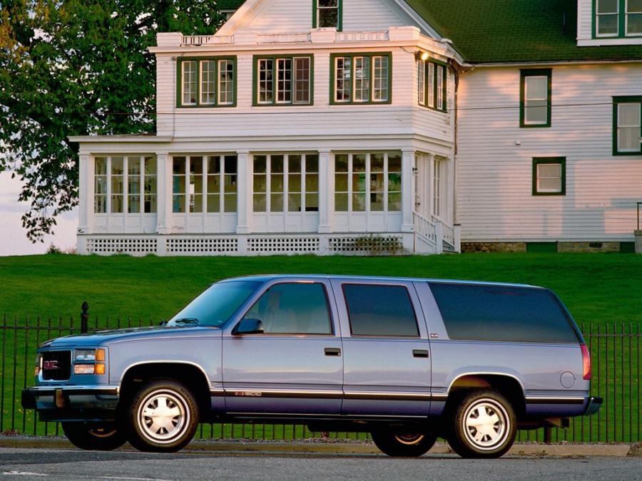  GMC Suburban 1994 года  (фото 4 из 10)